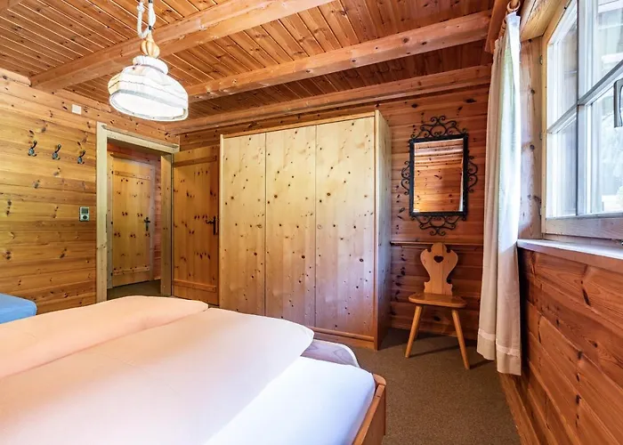 Haeusling Alm * مايرهوفن