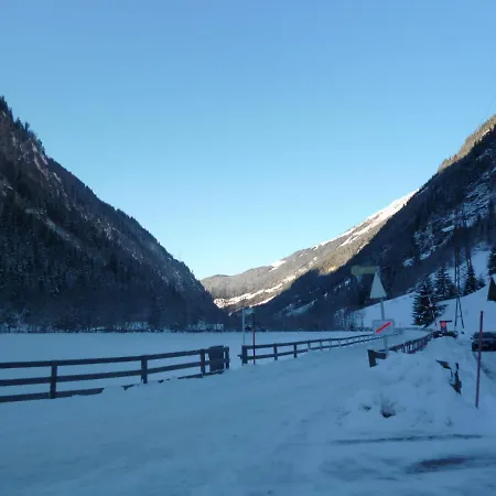 Haeusling Alm Penzion Mayrhofen