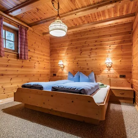 Haeusling Alm אורחן מאיירהופן